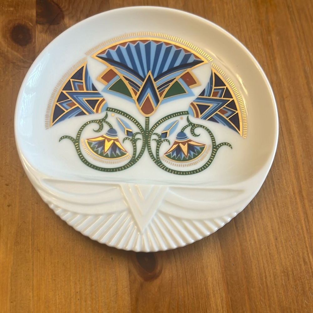 Elizabeth Arden Trinket Dish